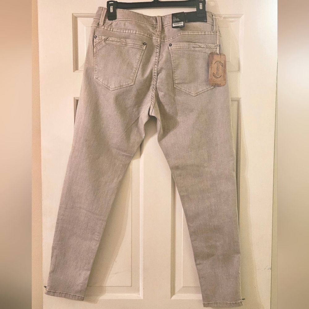 Buckle Black Jeans Womens Sz30 Tan Fit No. 53 Ankle Zip Skinny Denim Stretch NWT - Picture 2 of 16